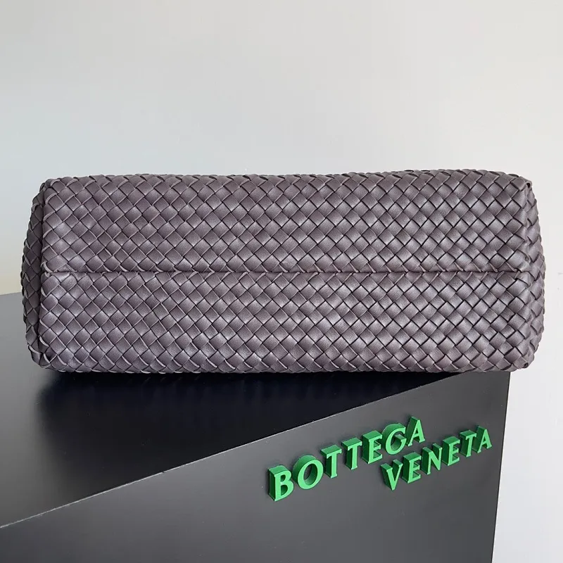 All categories 💚 Authentic bags 💚 BV 2025 new BV handbags